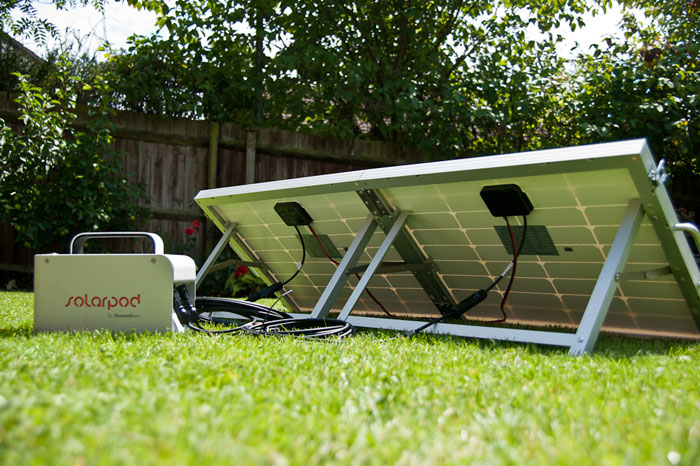 SolarPod-Portable-Solar-Generator-Briefcase-Set-up