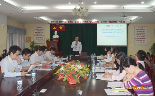 PGS. TS Nguyễn Danh Thảo - Trưởng phòng QHĐN phổ biến các hoạt động chính của dự án