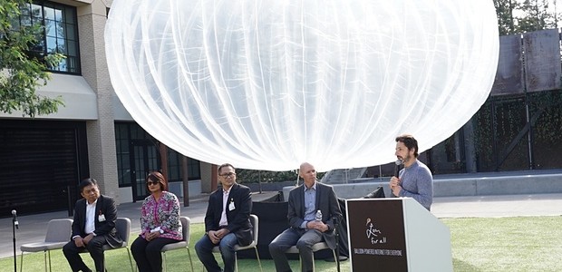 Google lắp đặt khinh khí cầu phát sóng Internet