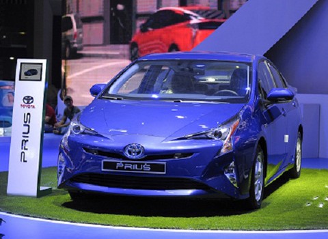 Xe tiêu thụ 2.5 lít xăng/100km sẽ bán ở Việt Nam năm 2016