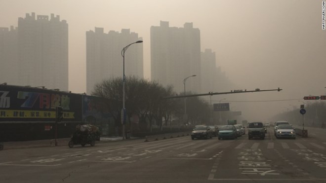 Thành phố Bảo Định luôn chìm trong khói bụi. Nguồn: CNN