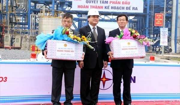 Phó Thủ tướng mừng phát điện nhà máy nhiệt điện Mông Dương 1