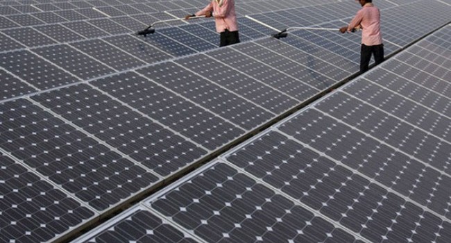 Ấn Độ đang bắt kịp Anh về công suất điện mặt trời