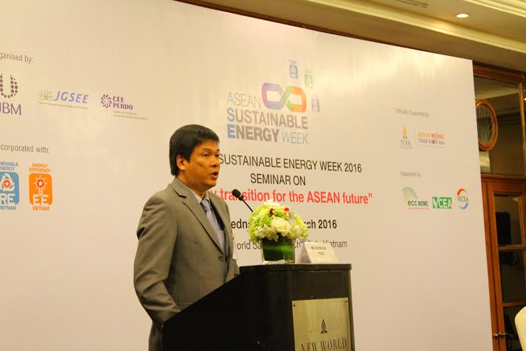 Ông Huỳnh Kim Tước, Giám đốc Trung tâm Tiết kiệm Năng lượng HCM phát biểu tại hội thảo