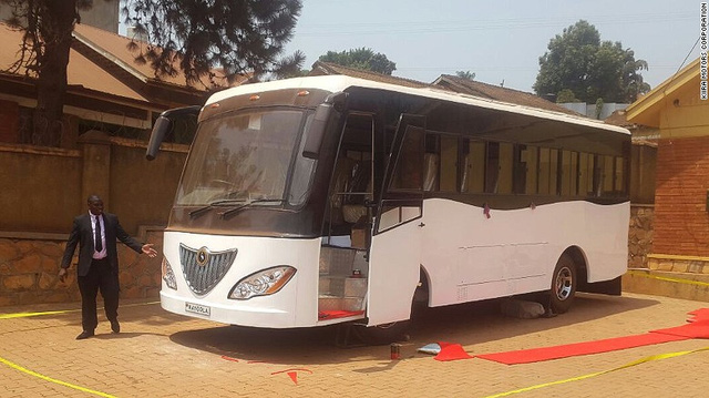 Chiếc xe buýt "Kayoola" 35 chỗ, chạy bằng năng lượng mặt trời.
