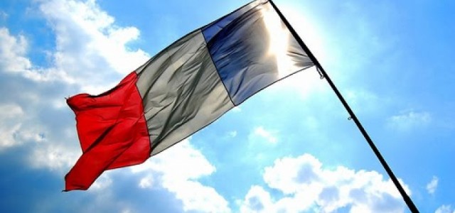 Pháp tăng hiệu suất sử dụng năng lượng mặt trời năm 2023