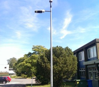 Đèn đường sử dụng bóng LED, chạy hoàn toàn bằng sức gió