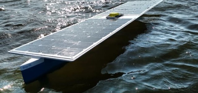 Thuyền chạy bằng năng lượng mặt trời chuẩn bị vượt đại dương