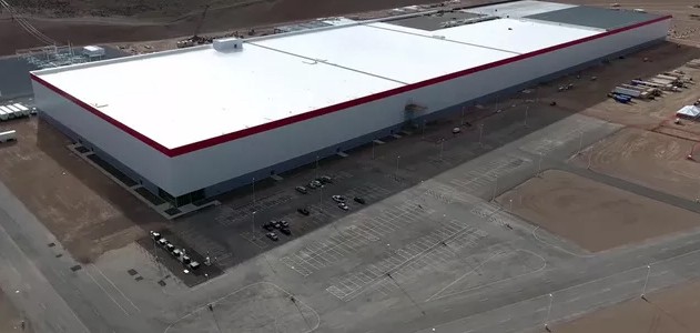 Nhà máy 5 tỷ USD Gigafactory chính thức mở cửa, Tesla như hổ thêm cánh