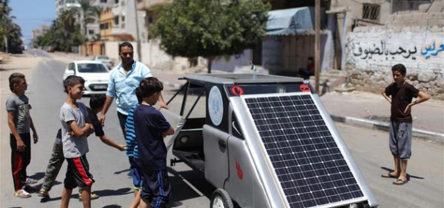Cận cảnh xe năng lượng mặt trời tự chế đầu tiên của sinh viên Palestine