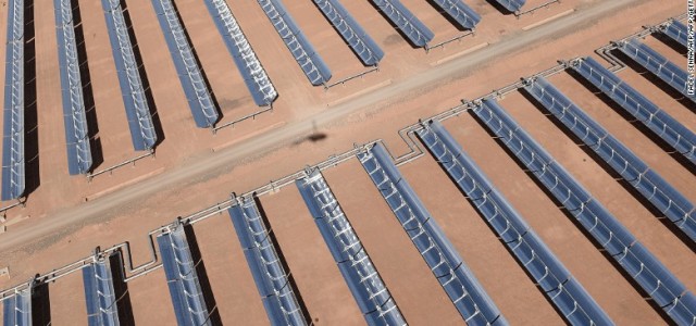 Siêu nhà máy điện mặt trời sản xuất điện vào ban đêm ở Maroc
