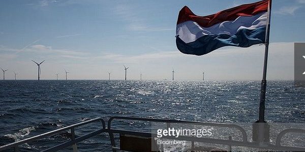 Tàu chạy bằng năng lượng gió là biểu tượng mới của Hà Lan