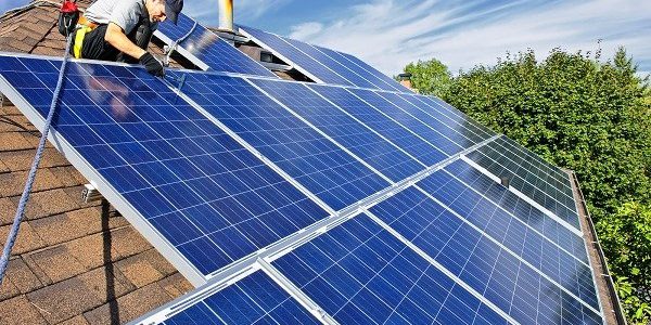 Đà Nẵng tiếp nhận dự án Phát triển năng lượng mặt trời gần 10 tỷ đồng