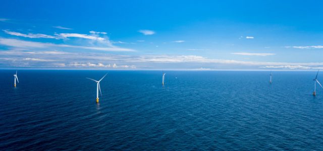 Scotland khánh thành trang trại năng lượng gió trên biển đầu tiên trên thế giới