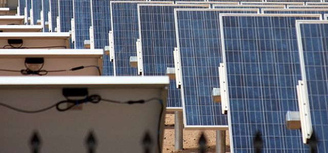 Pháp thông báo kế hoạch đầu tư 25 tỷ euro vào năng lượng Mặt Trời