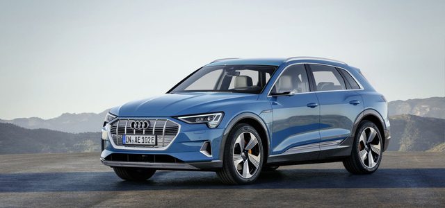 Audi e-tron SUV khuấy động phân khúc xe sang chạy điện Chia sẻ
