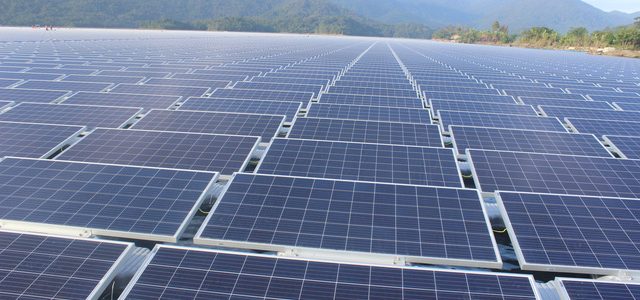 EU muốn nhân rộng dự án điện mặt trời nổi đầu tiên tại Việt Nam