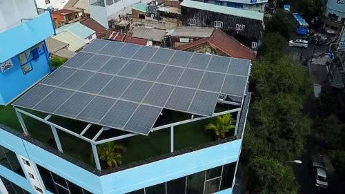 Thành phố Hồ Chí Minh khuyến khích hộ dân phát triển điện mặt trời mái nhà
