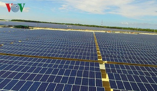 Tiềm năng phát triển điện mặt trời trên hồ chứa thủy lợi