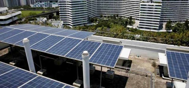 Singapore xem xét nhập khẩu năng lượng mặt trời để giảm ô nhiễm
