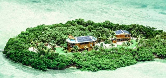 Khám phá ngôi nhà sinh thái trên hòn đảo xinh đẹp